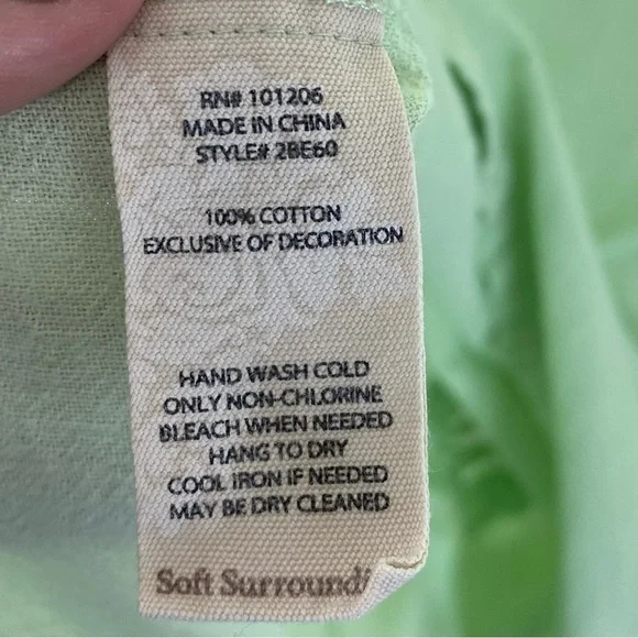 Soft Surroundings Green Embroidered Blouse Size Small - Picture 7 of 8